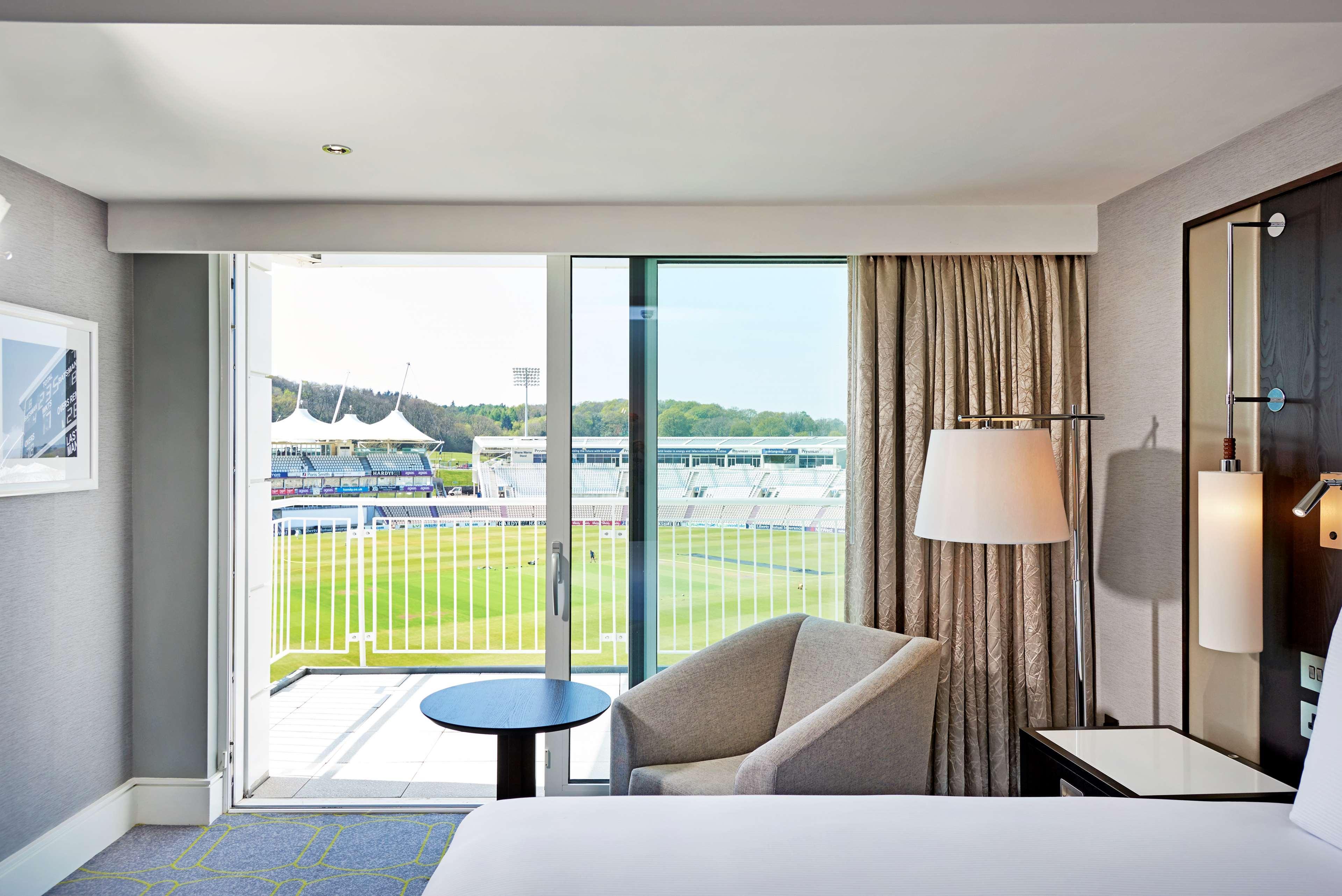 Hilton Southampton - Utilita Bowl Hotel Kültér fotó